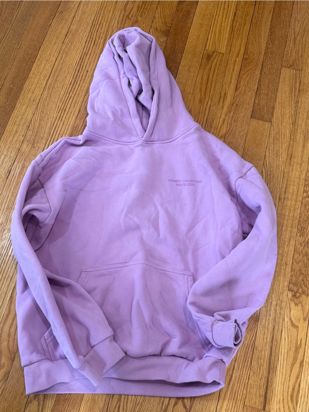 Comfrt Hoodie Lavender Size Medium